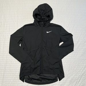 Womens Nike Repel Black Windrunner Windbreaker Jacket